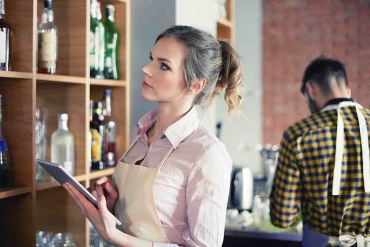 Cómo evitar el robo hormiga de las empresas en la actualidad
