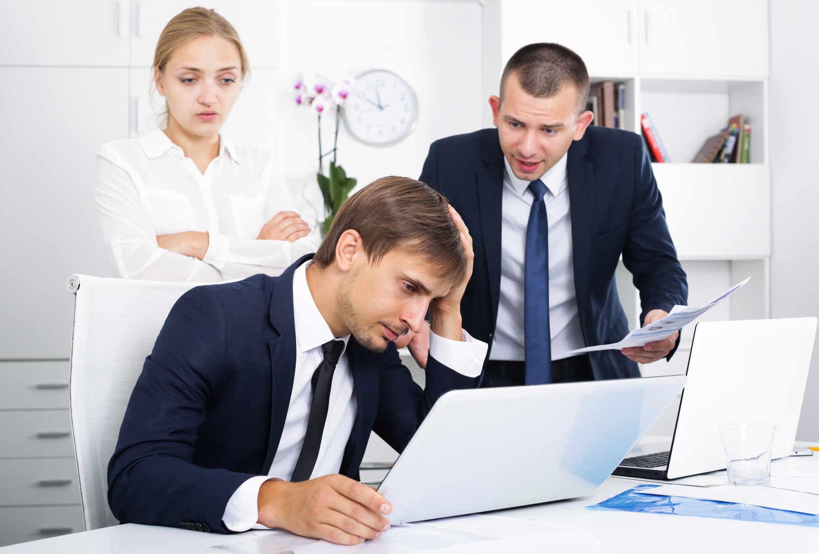Imagen destacada: Propietario, directivo e inversionista de una empresa